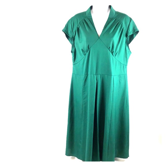 Ruiyige Dresses & Skirts - Ruiyige Retro 50s Emerald Crepe Party Dress XXL